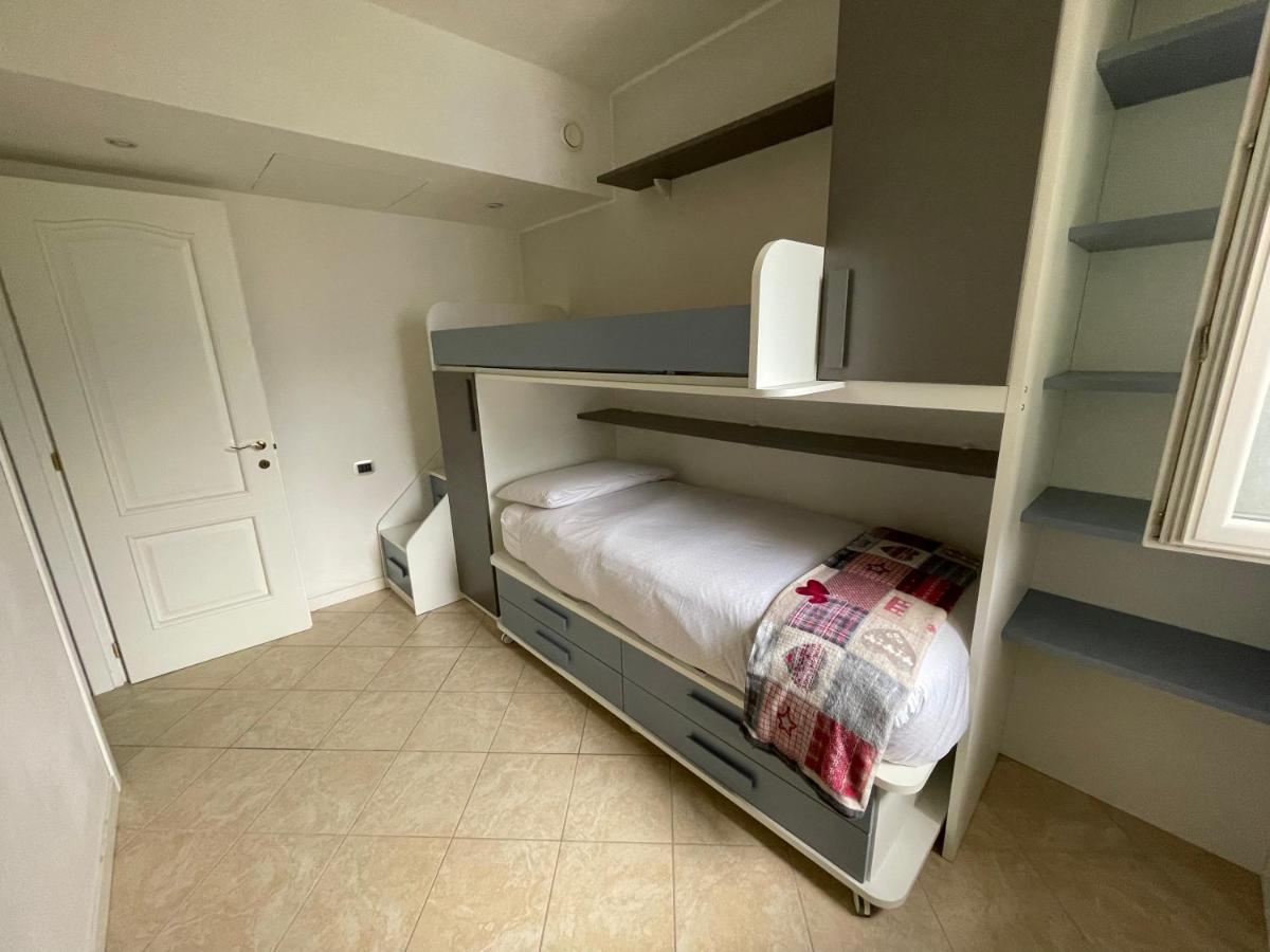 דרביו Cottage Il Cigno Con Accesso Al Lago - Como Lake מראה חיצוני תמונה